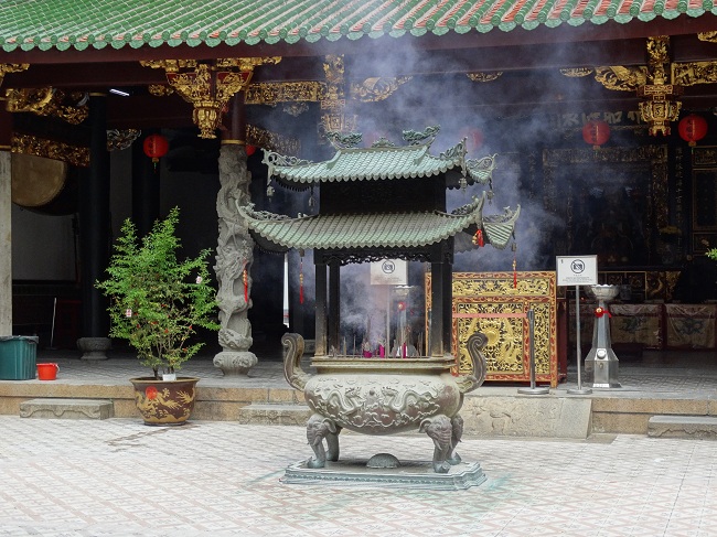 Cel mai vechi templu chinezesc din Singapore - Thian Hock Keng Temple