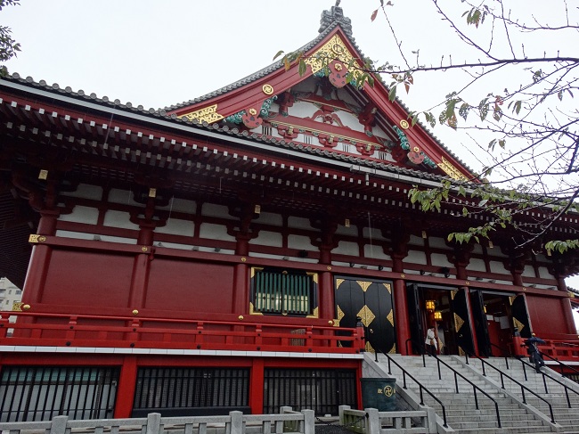Tokyo - Sensoji Temple - vazut intr-o zi ploioasa